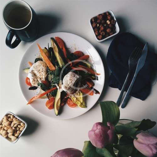 foodiesfeed.com_proper-healthy-paleo-breakfast-500.jpg